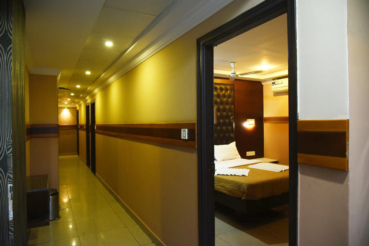 Hotel Grand Choice Bangalore Exterior foto