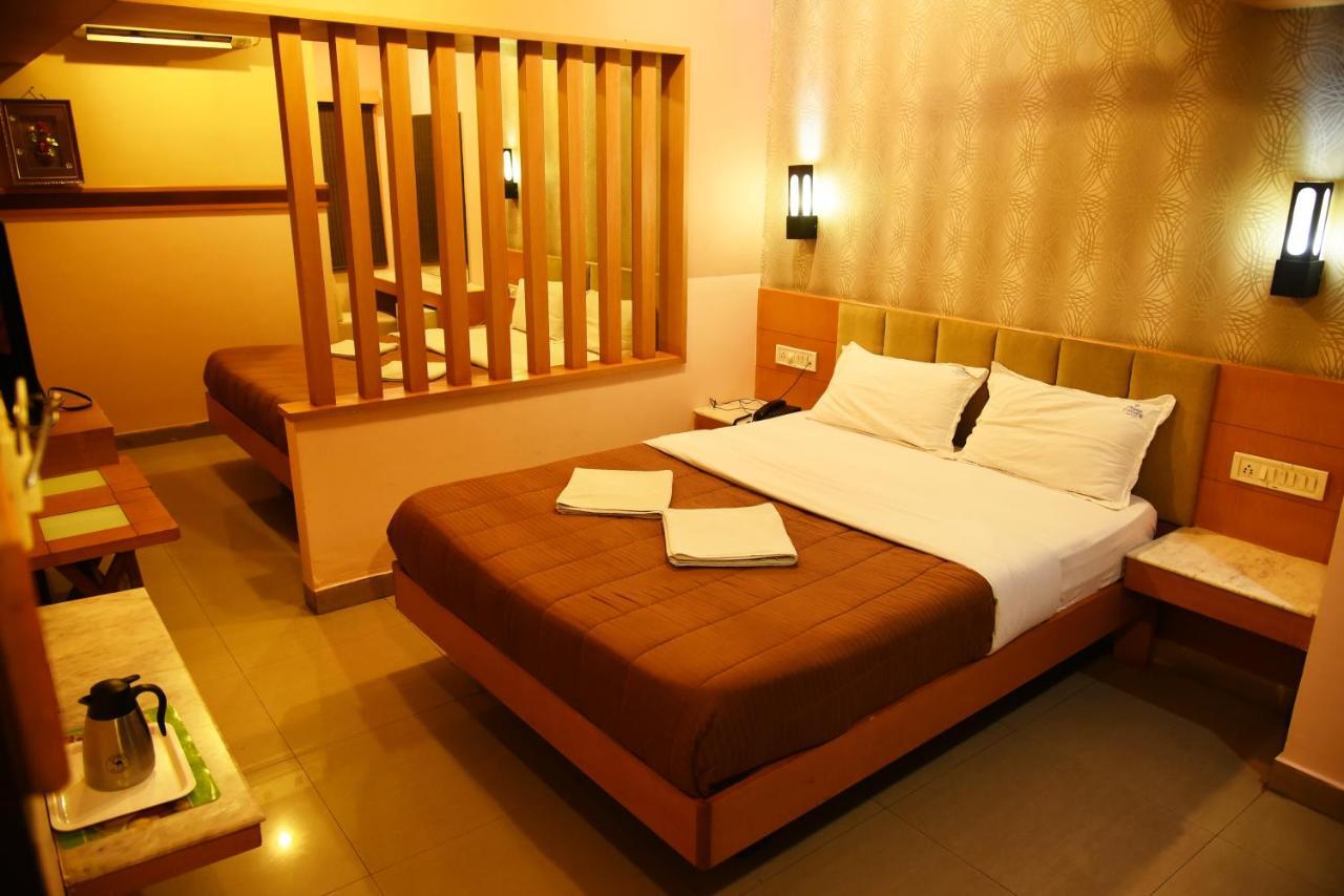Hotel Grand Choice Bangalore Zimmer foto